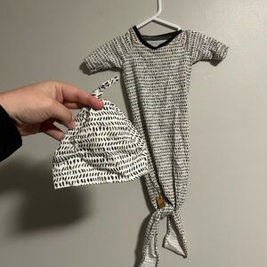 Small shop foal kids newborn Black and White Baby knot Gown with Hat